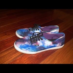Galaxy Vans